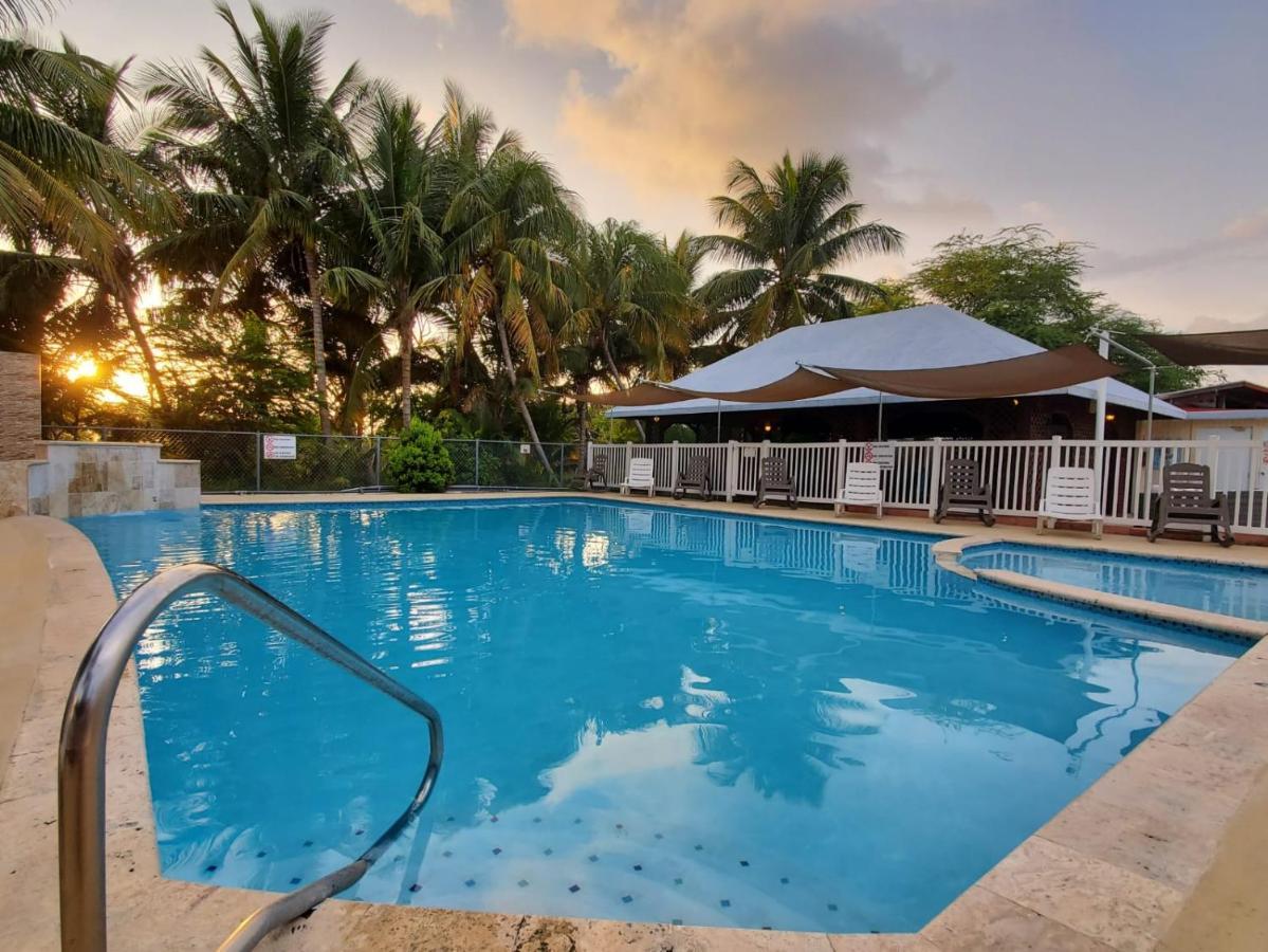 Combate Beach Resort Cabo Rojo Exterior photo