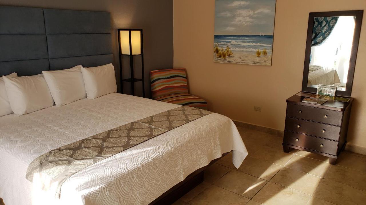 Combate Beach Resort Cabo Rojo Exterior photo